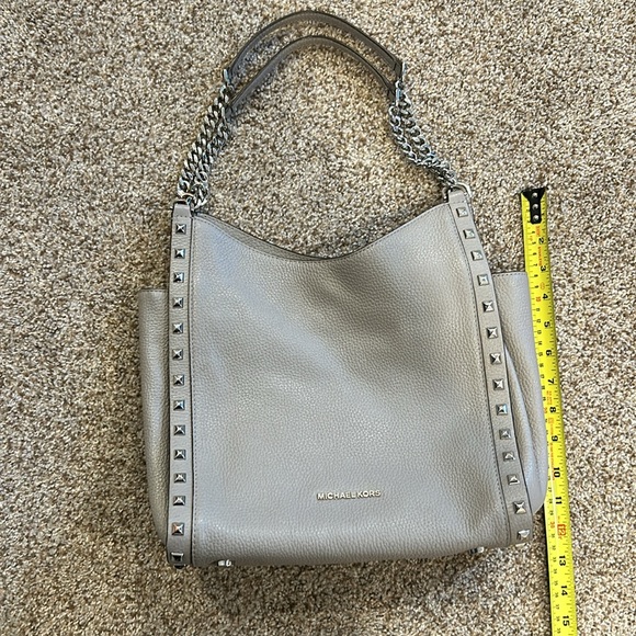 Michael Kors Medium Chain Shoulder Tote - Picture 9 of 10